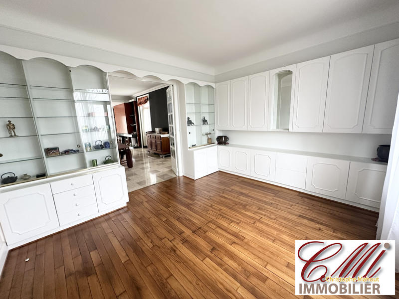 Manoir - 433 m² - 14 pièces