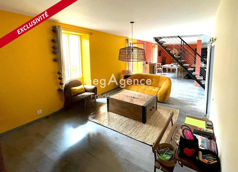 Maison - 194 m² - 6 pièces