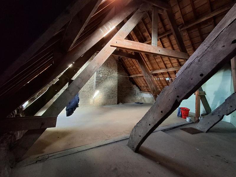 Maison - 280 m² - 10 pièces