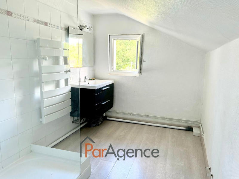 Maison - 148 m² - 6 pièces