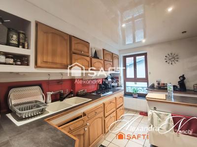 Maison - 136 m² - 7 pièces