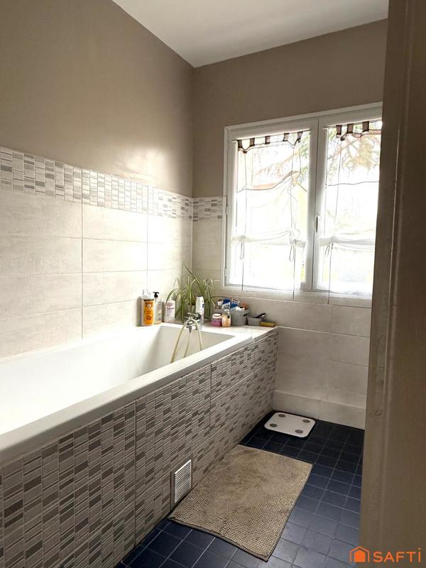 Maison - 120 m² - 4 pièces