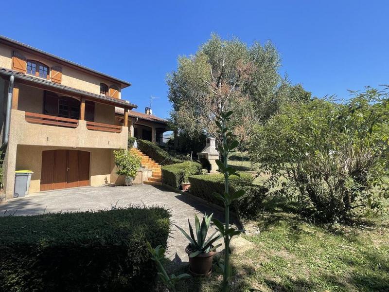 Maison - 142 m² - 6 pièces