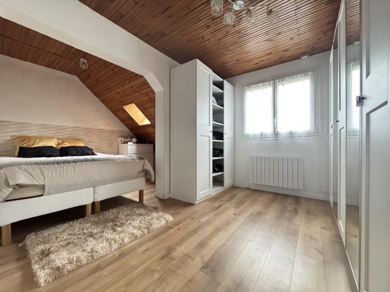 Maison - 145 m² - 7 pièces