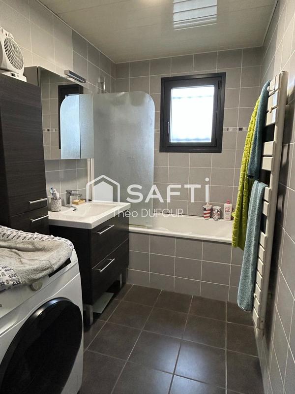 Maison - 98 m² - 4 pièces