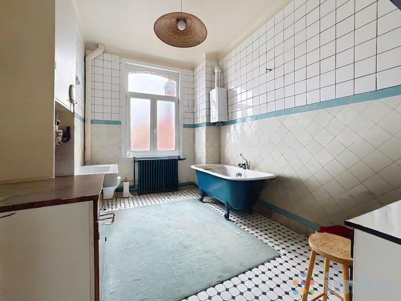 Maison - 187 m² - 6 pièces