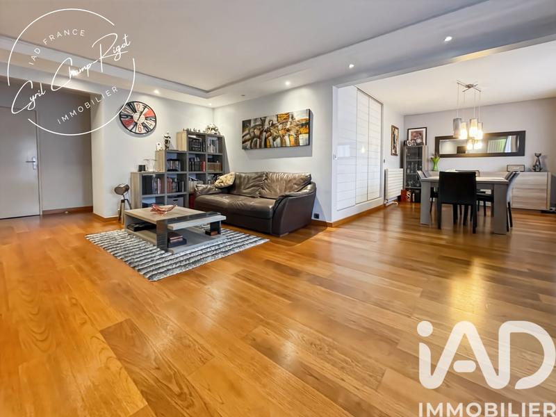 Appartement - 104 m² - 5 pièces