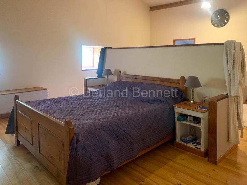 Maison en pierre - 439 m² - 14 pièces