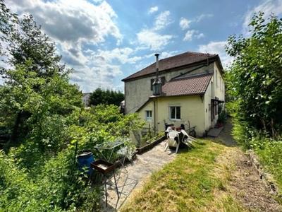 Appartement - 187 m² - 10 pièces