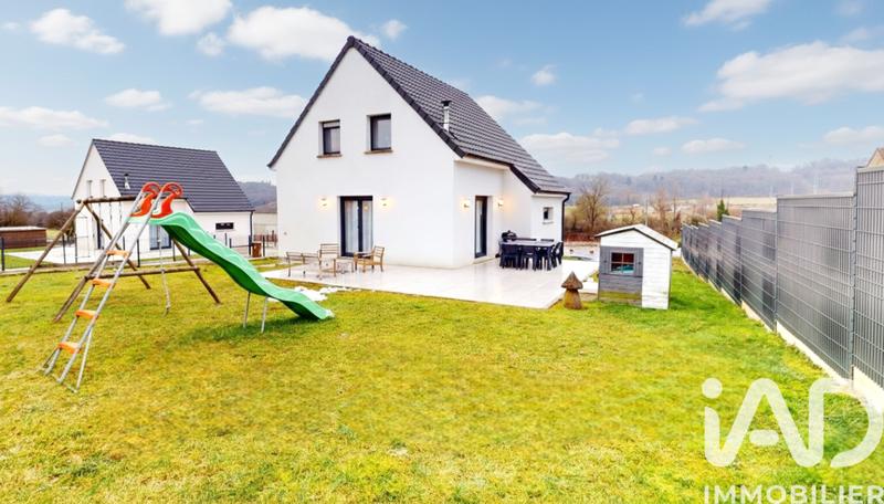 Maison - 108 m² - 5 pièces