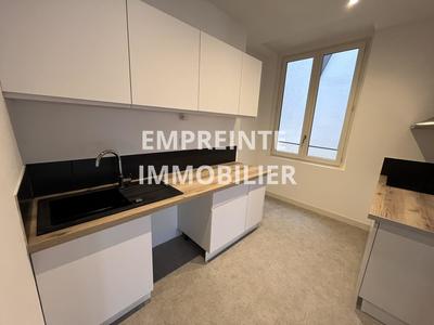Appartement - 108 m² - 4 pièces