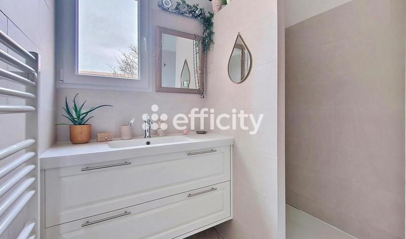 Appartement - 50 m² - 2 pièces