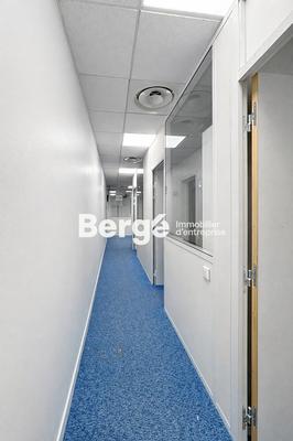 Bureau - 143 m²