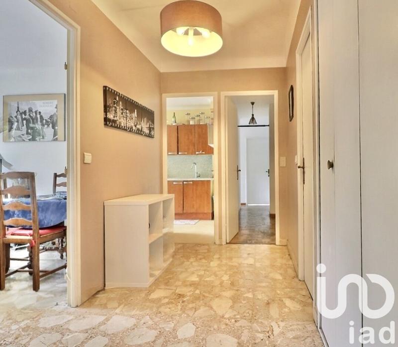 Appartement - 94 m² - 5 pièces