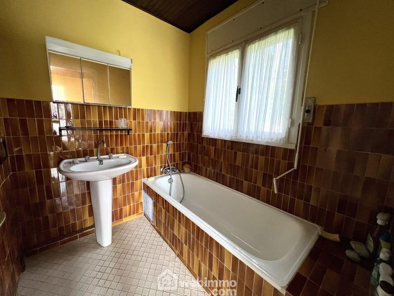 Maison - 90 m² - 4 pièces