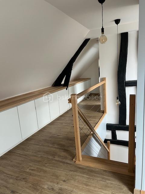 Propriété - 240 m² - 9 pièces