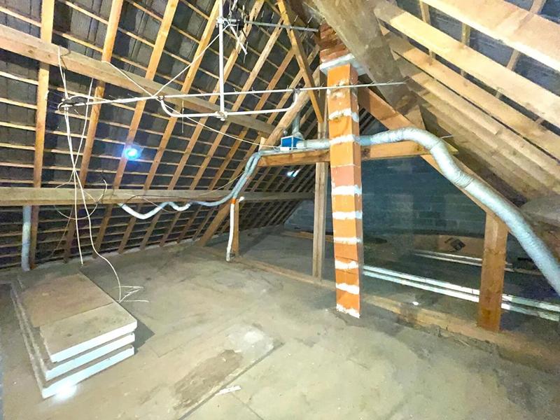 Maison - 83 m² - 5 pièces