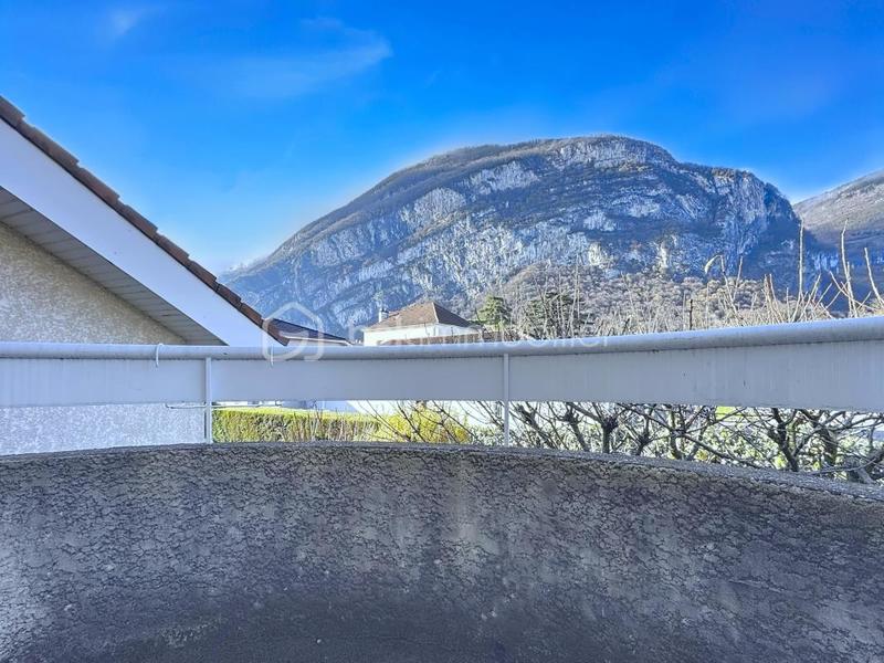 Maison d'architecte - 110 m² - 5 pièces