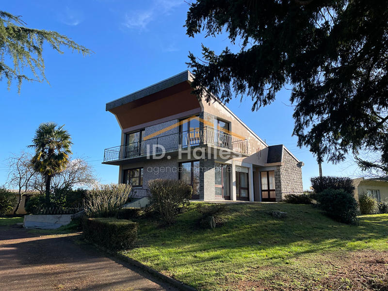 Maison - 136 m² - 5 pièces