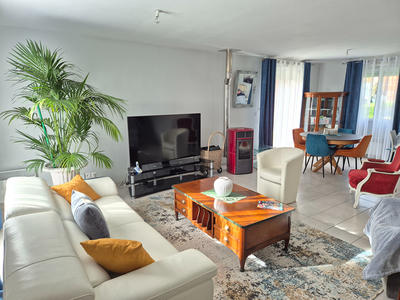 Maison - 91 m² - 4 pièces