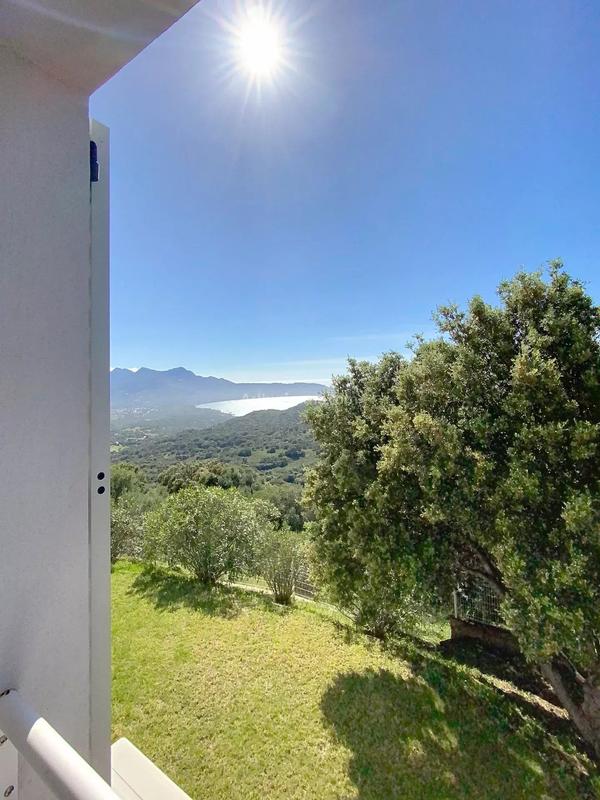 Maison - 185 m² - 6 pièces