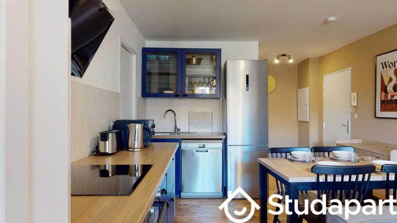 Chambre - 12 m² - 1 pièce