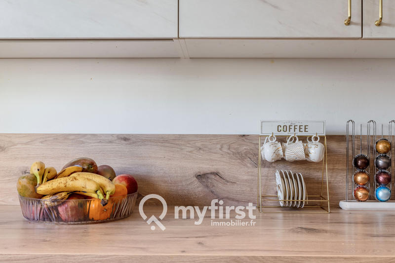 Appartement - 97 m² - 5 pièces