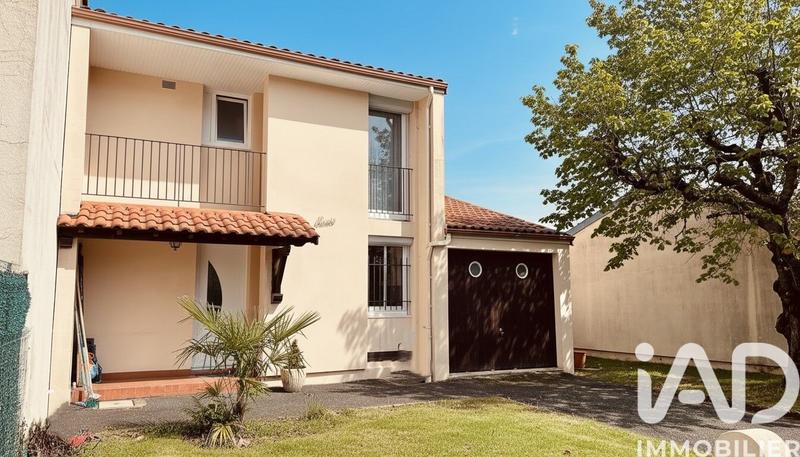 Maison - 97 m² - 4 pièces