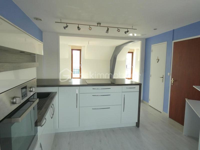 Appartement - 81 m² - 3 pièces