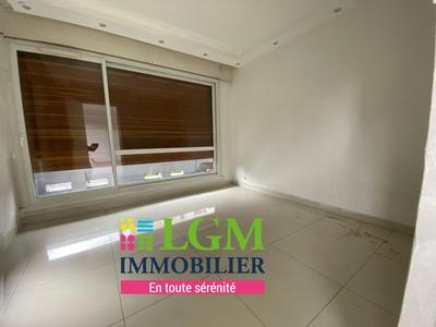 Appartement - 82 m² - 4 pièces