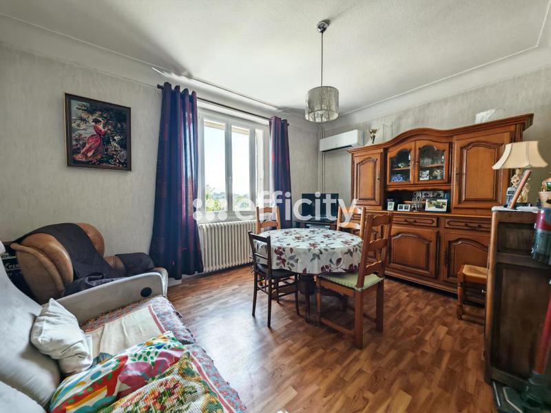 Maison - 92 m² - 4 pièces