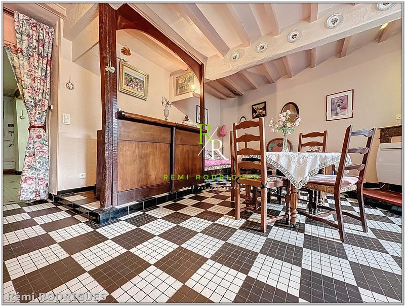 Maison - 165 m² - 10 pièces