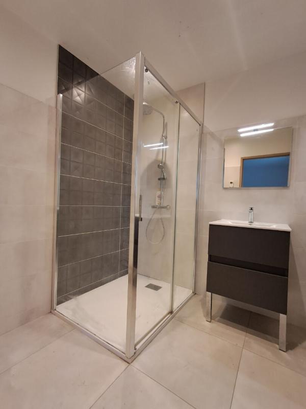 Maison - 253 m² - 10 pièces