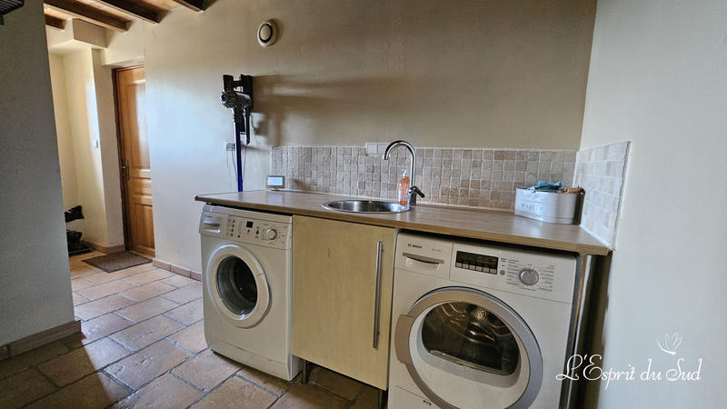 Maison - 298 m² - 10 pièces