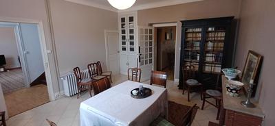 Maison - 141 m² - 7 pièces