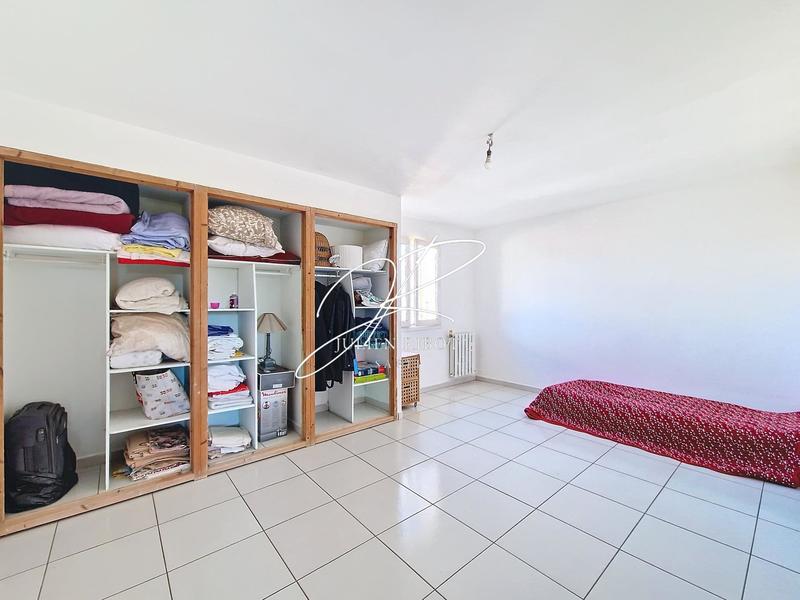 Maison - 189 m² - 8 pièces