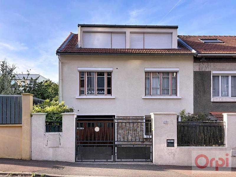 Maison - 130 m² - 6 pièces