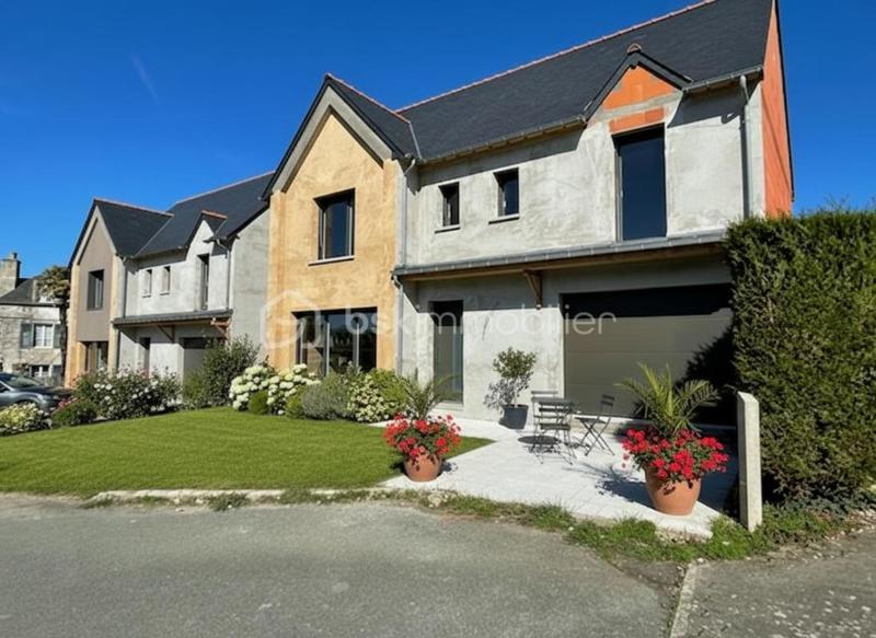 Maison - 139 m² - 6 pièces