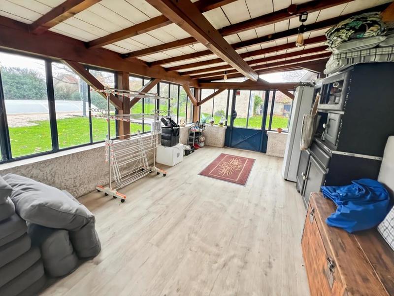 Maison - 198 m² - 6 pièces