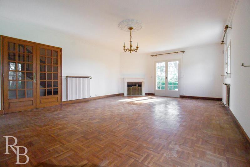 Maison - 168 m² - 7 pièces