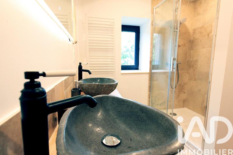 Maison - 206 m² - 7 pièces