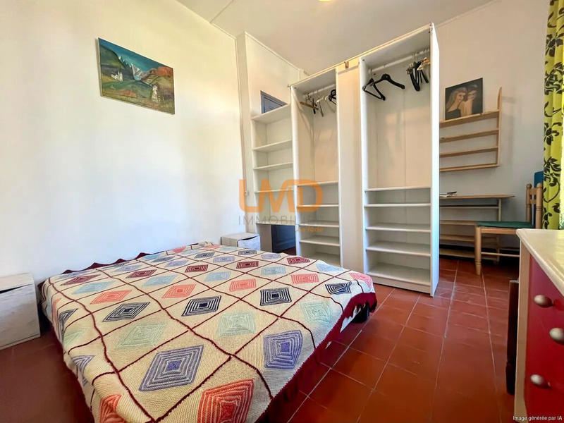 Demeure - 247 m² - 14 pièces