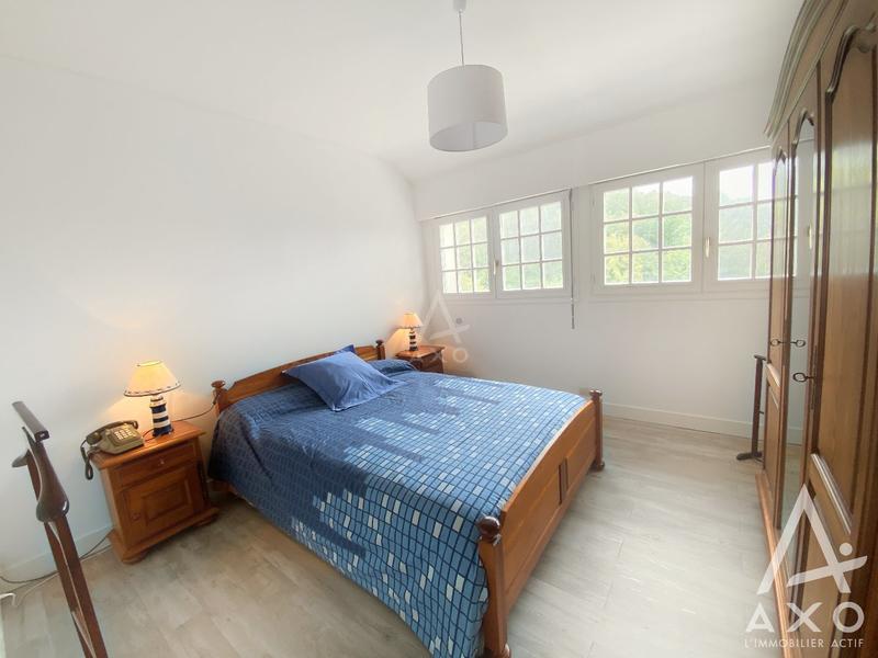 Maison - 152 m² - 7 pièces