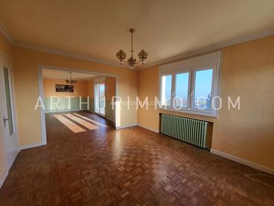 Maison - 107 m² - 3 pièces