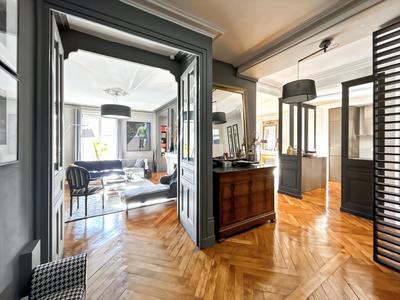 Appartement - 108 m² - 4 pièces