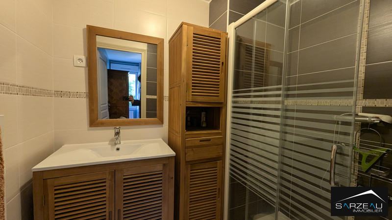 Maison - 188 m² - 10 pièces