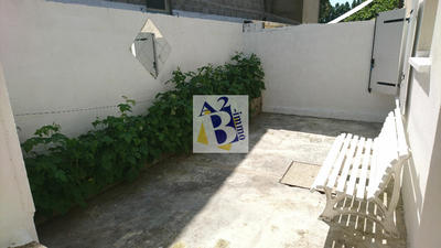 Maison de ville - 83 m² - 4 pièces