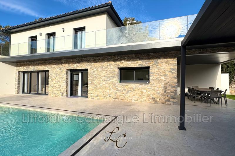 Maison contemporaine - 190 m² - 6 pièces