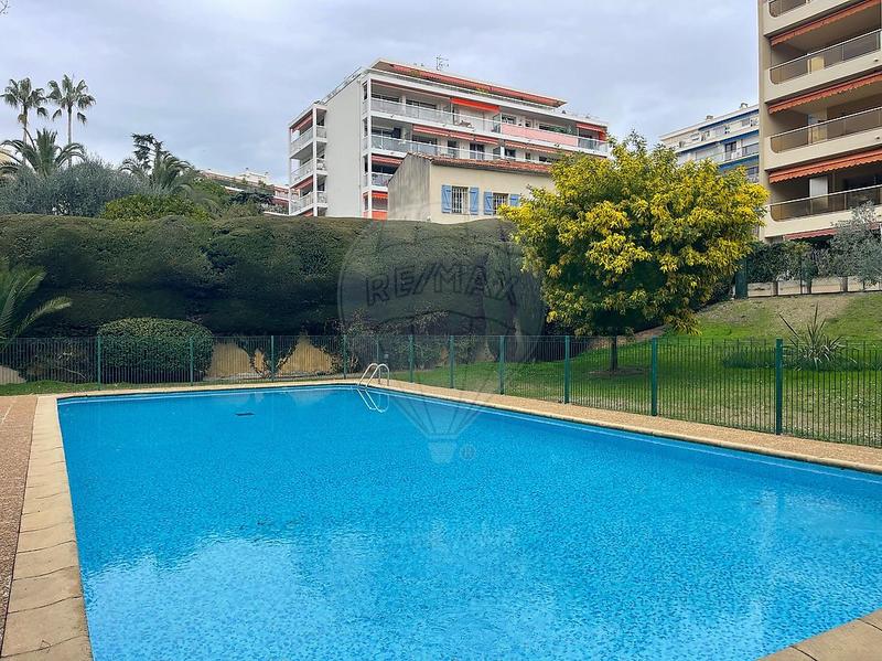 Appartement - 50 m² - 2 pièces