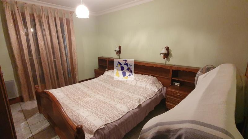 Maison - 260 m² - 9 pièces